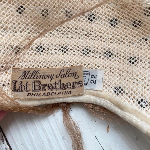 Lit Brothers Vintage Hat in Cream & Faux Diamond - Picture 2 of 7